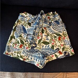 FARM RIO Tropical Macaw Flight Women’s Sz M Wide-leg Shorts Belted High Waisted